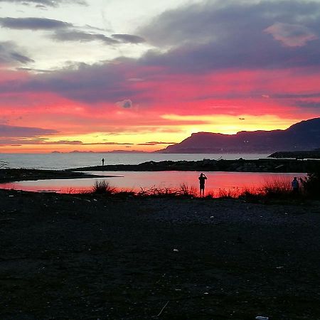 Appartamento Al Mare Di Vintimille Extérieur photo