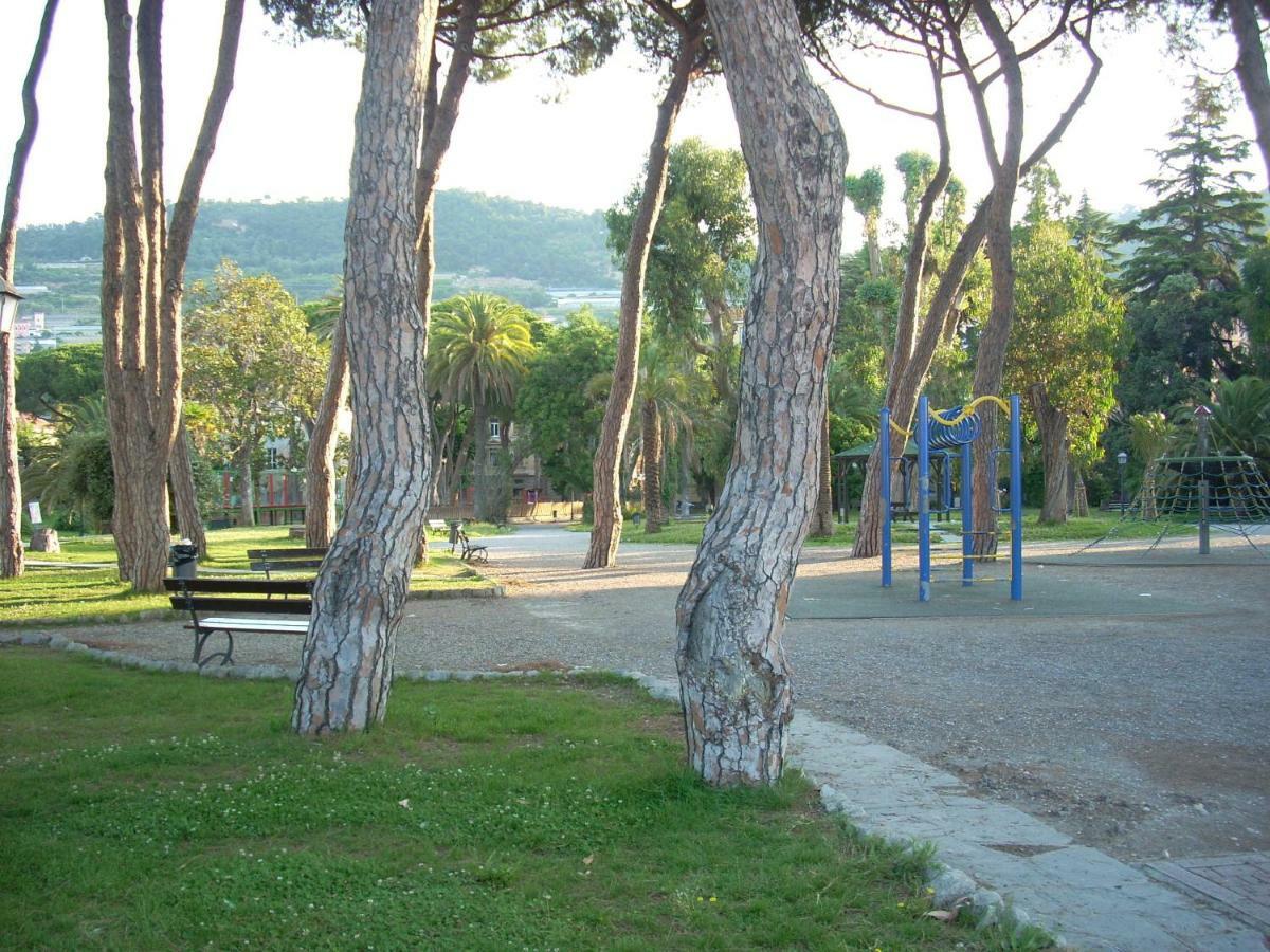 Appartamento Al Mare Di Vintimille Extérieur photo